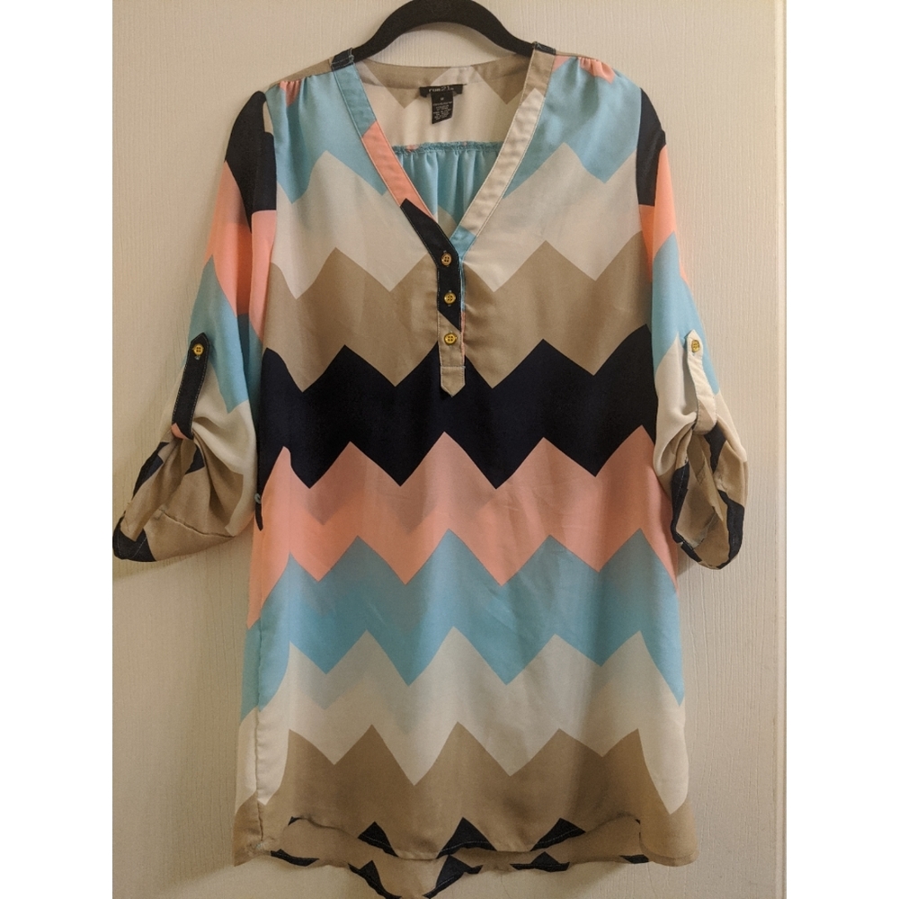 Rue21 Semi Sheer Zig Zag Blouse Multicolor V-Neck
